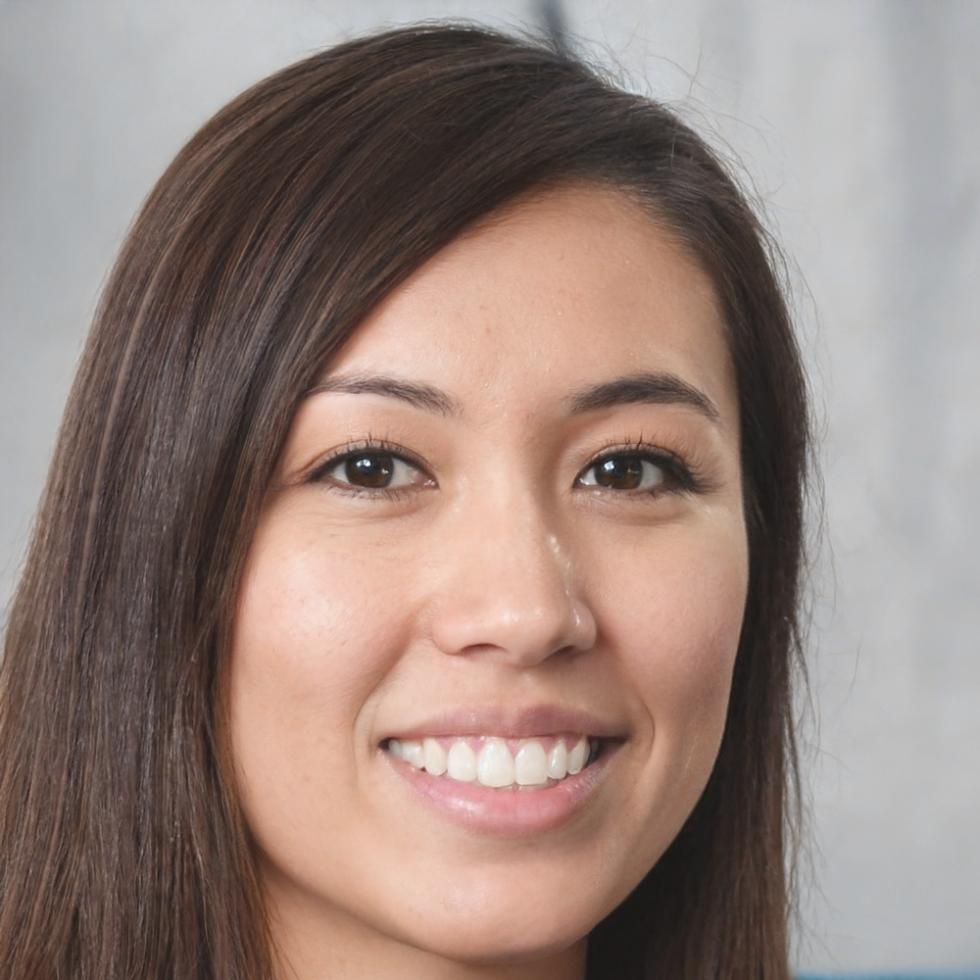 Sienna Kittredge headshot